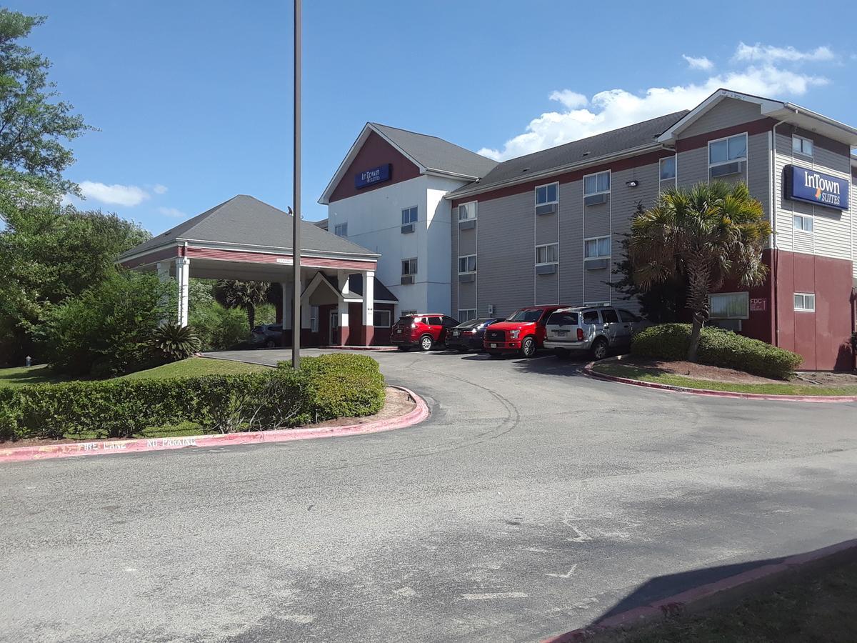 Intown Suites Houston Intercontinental Exterior foto