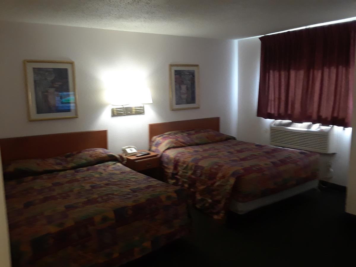 Intown Suites Houston Intercontinental Exterior foto